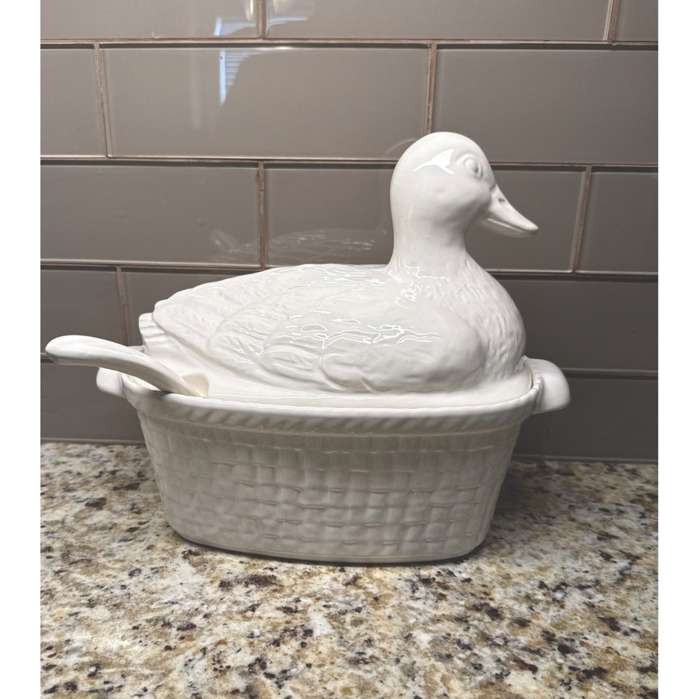 Whittier Pottery White Duck Soup Tureen Ladle Vintage 1983 USA Calif Cottagecore